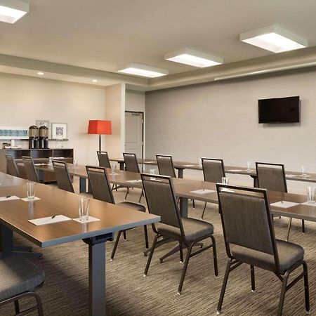 Country Inn & Suites By Radisson, Indianola, Ia Luaran gambar